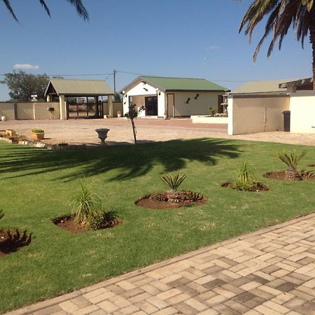 Marang Gardens Lodge Mafikeng Exterior photo